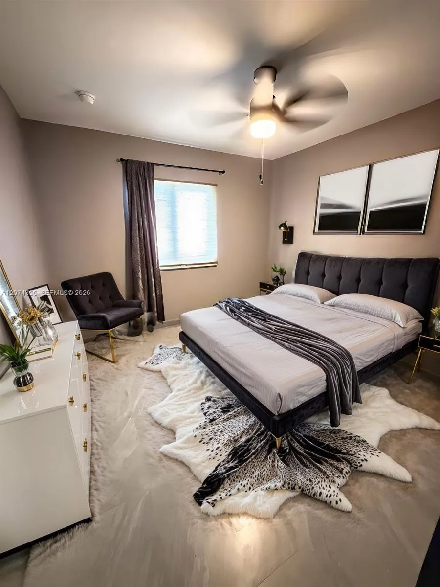 2057 Washington Ave #2 Opa-Locka, FL 33054
