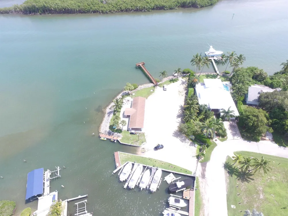 5501 SE Nassau Terrace Stuart, FL 34997