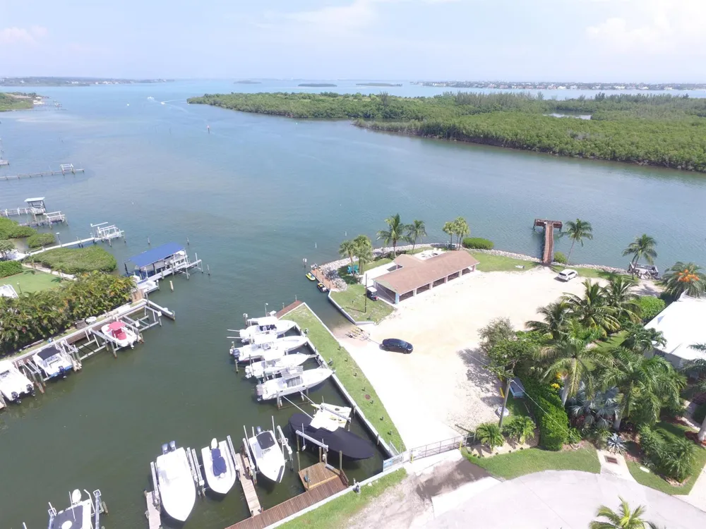 5501 SE Nassau Terrace Stuart, FL 34997