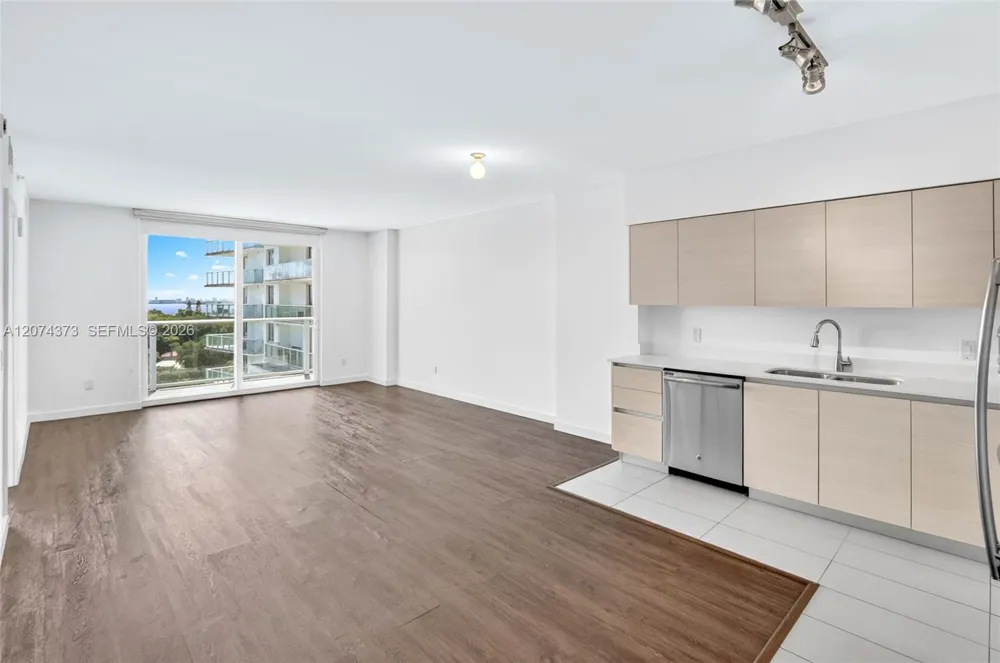 4250 Biscayne Blvd #808 Miami, FL 33137