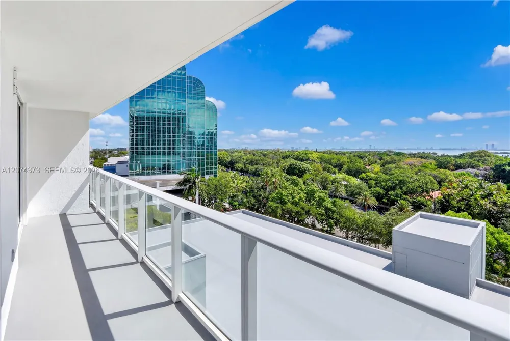 4250 Biscayne Blvd #808 Miami, FL 33137