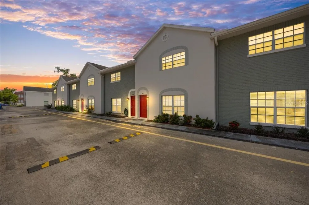 5644 TOWNHOUSE DRIVE New Port Richey, FL 34652