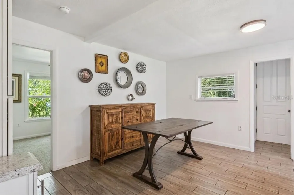 809 GRANDVIEW AVENUE Altamonte Springs, FL 32701