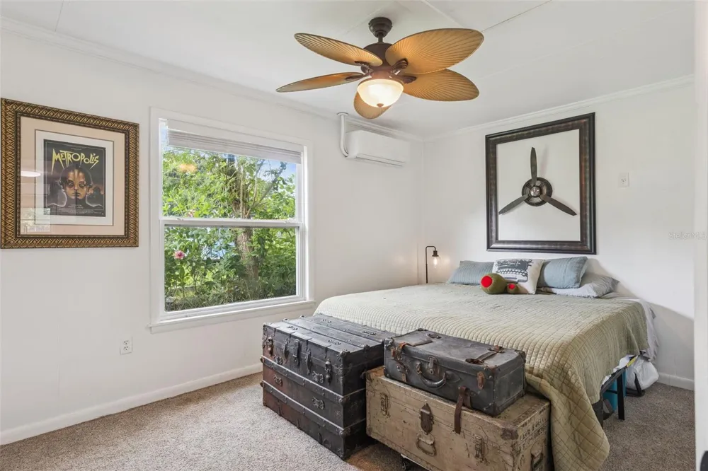 809 GRANDVIEW AVENUE Altamonte Springs, FL 32701