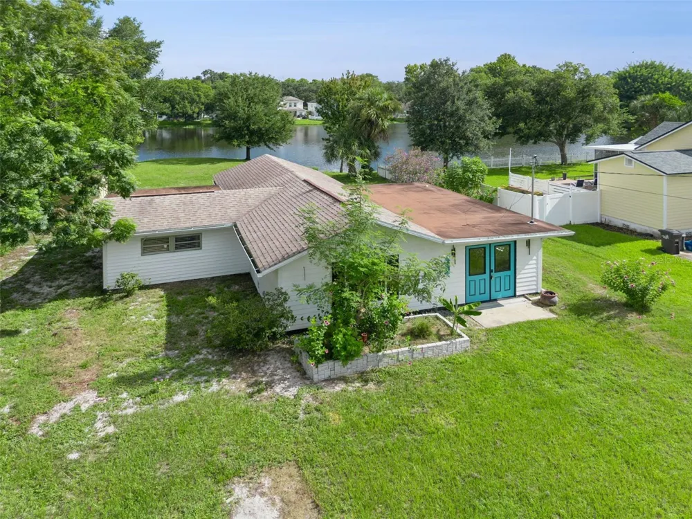 809 GRANDVIEW AVENUE Altamonte Springs, FL 32701