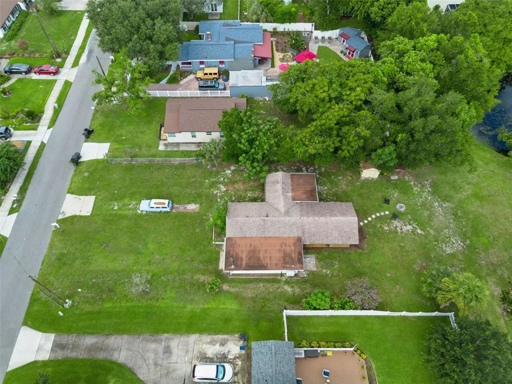 809 GRANDVIEW AVENUE Altamonte Springs, FL 32701