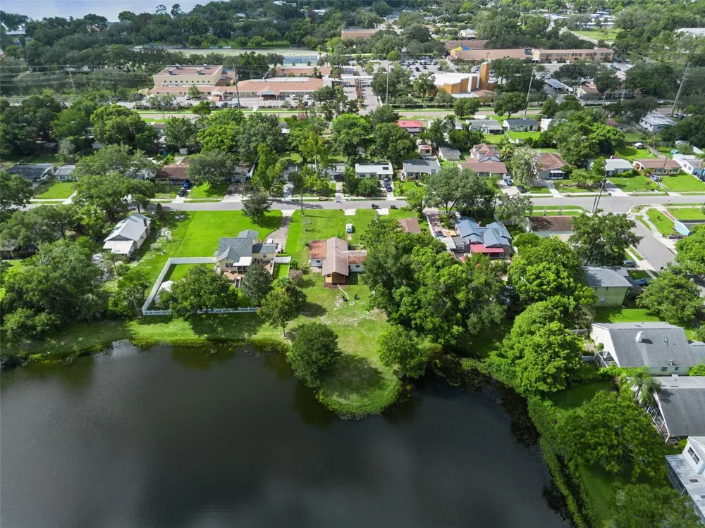 809 GRANDVIEW AVENUE Altamonte Springs, FL 32701