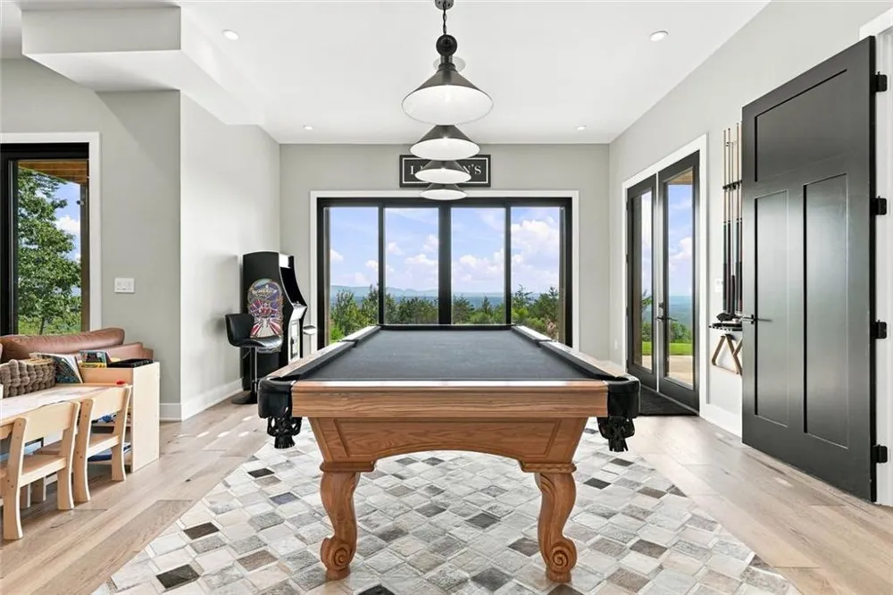 1088 Sharp Mountain Parkway Jasper, GA 30143