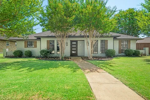 2208 Newcastle Circle