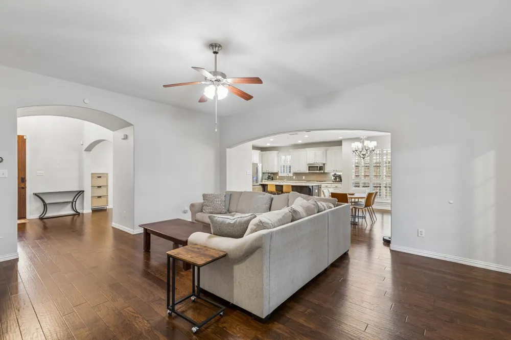 7109 New Bury Court Rowlett, TX 75089