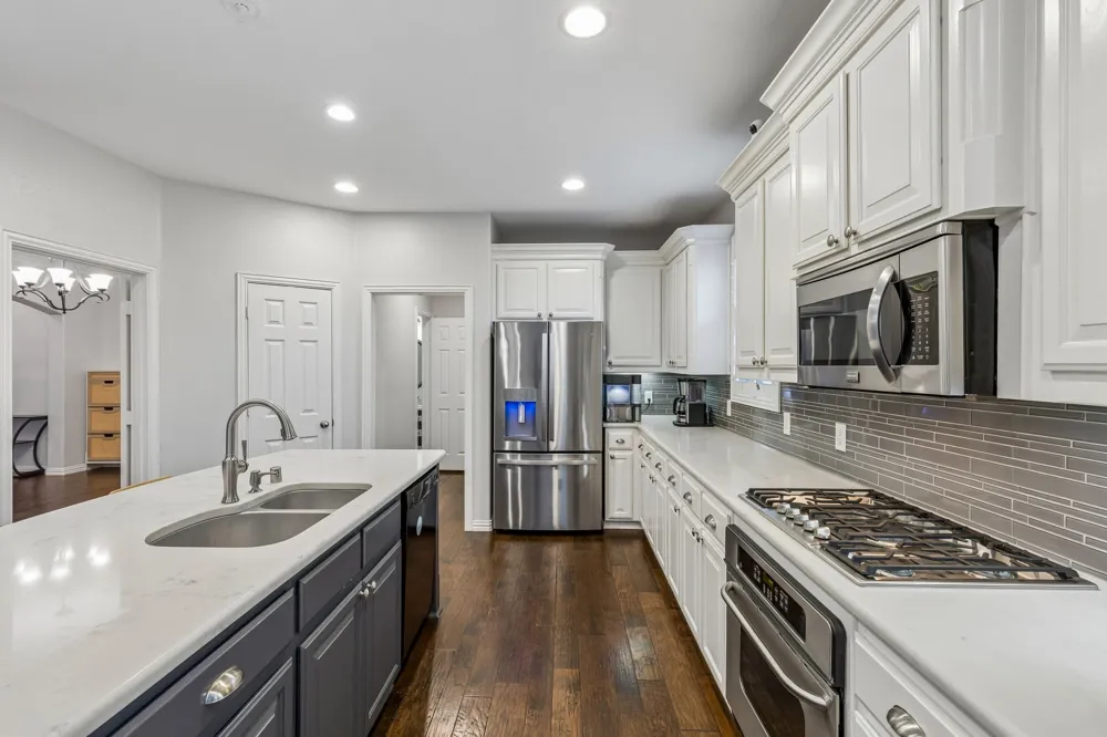 7109 New Bury Court Rowlett, TX 75089