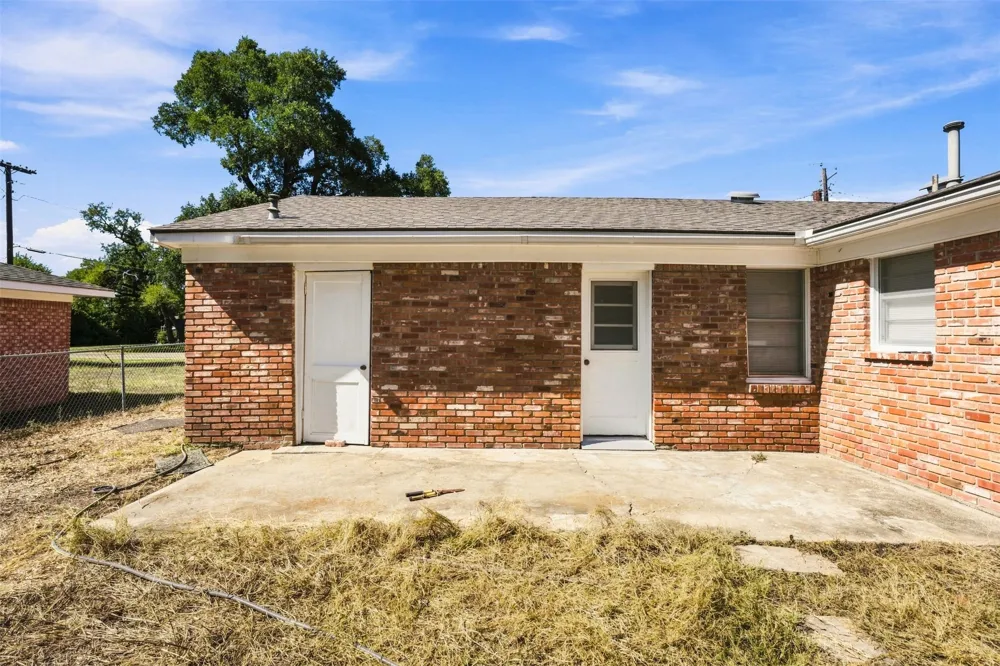 106 Royal Drive Marlin, TX 76661