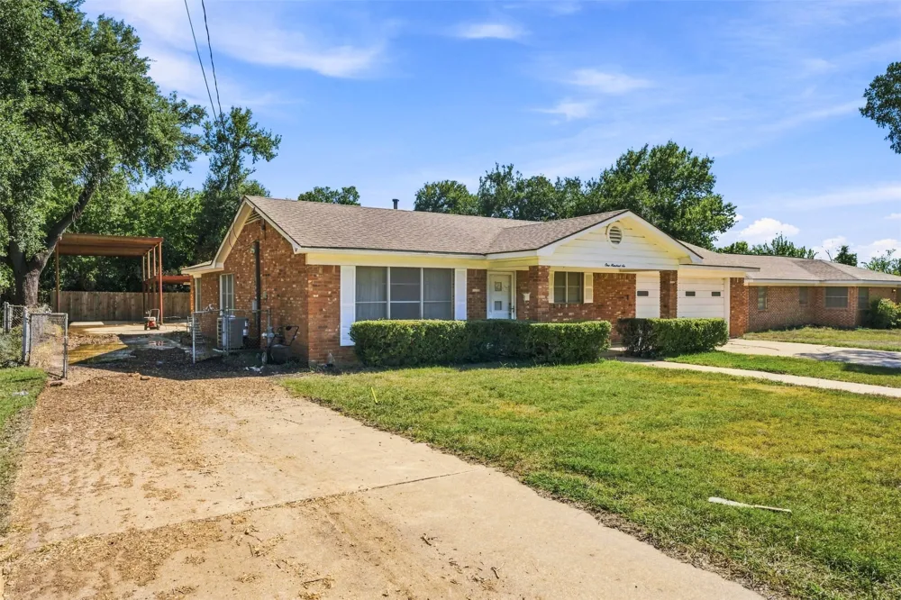106 Royal Drive Marlin, TX 76661