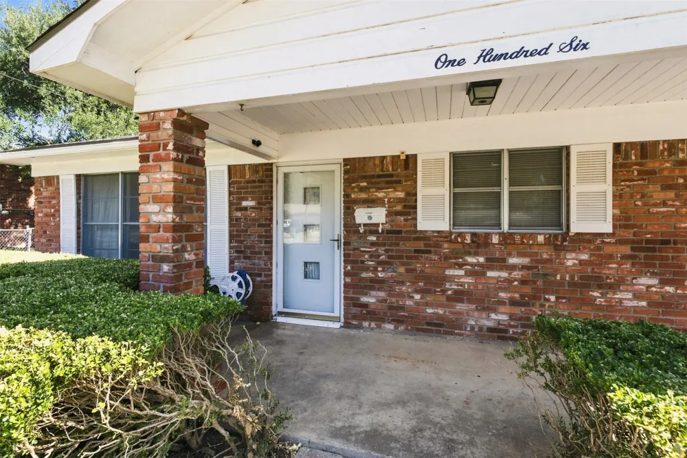 106 Royal Drive Marlin, TX 76661