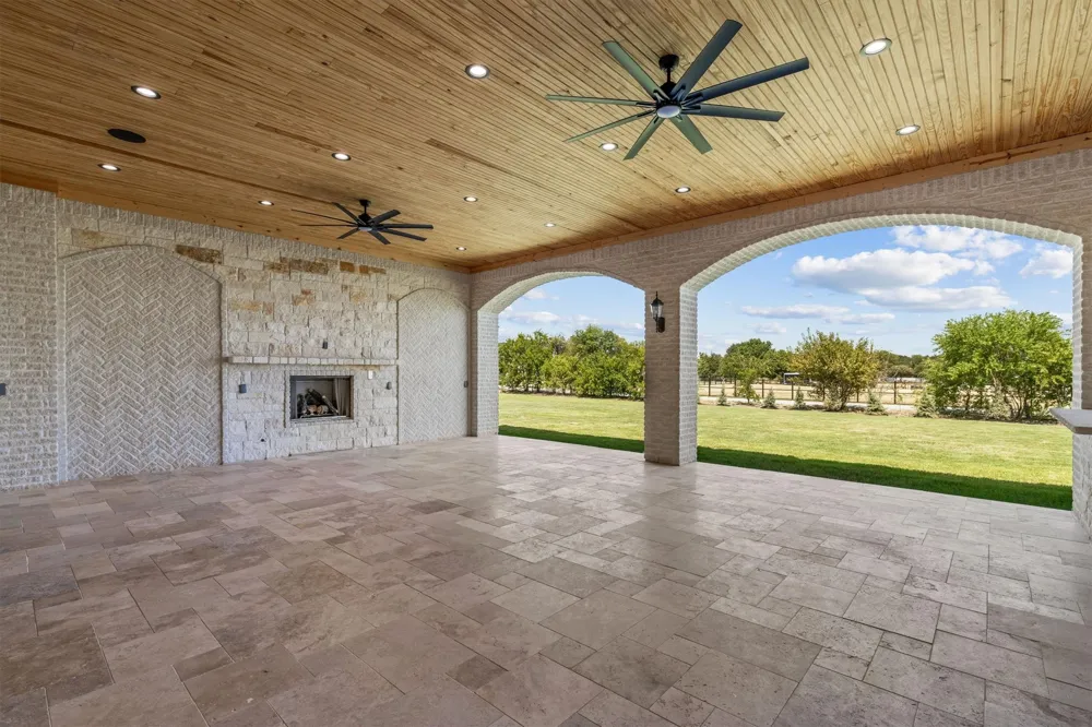 1850 New Castle Court Lucas, TX 75002