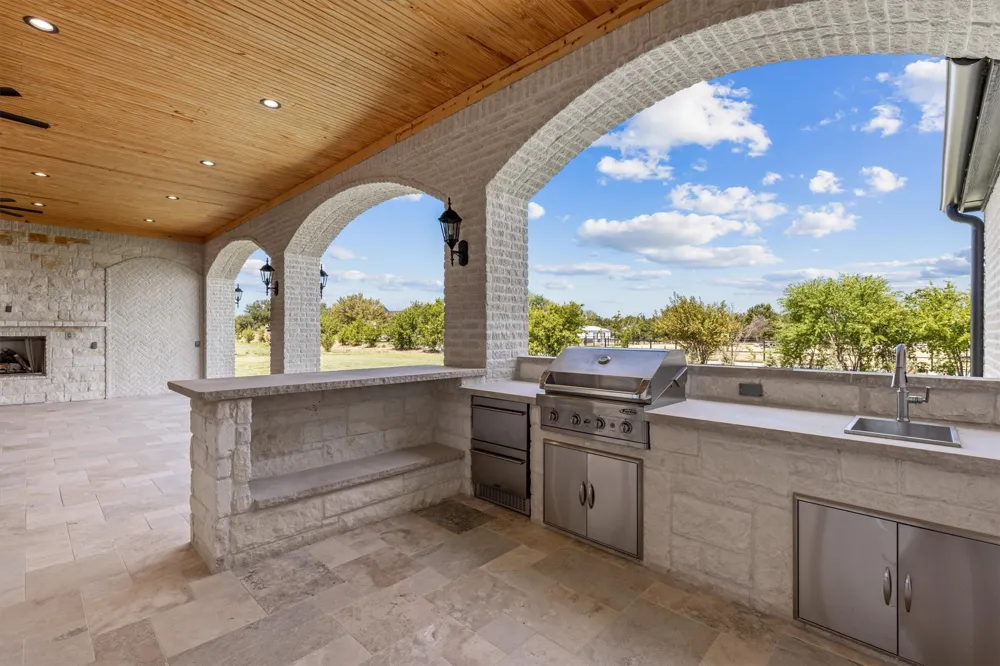 1850 New Castle Court Lucas, TX 75002