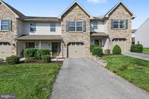 276 MELBOURNE LANE