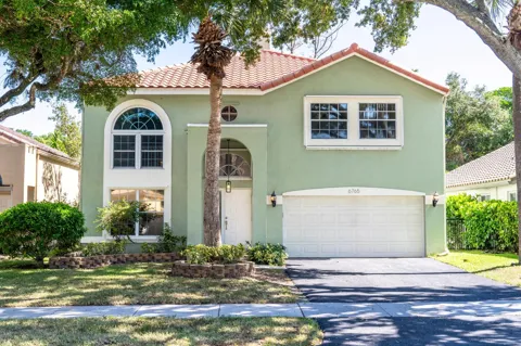 6765 NW 75th Place
