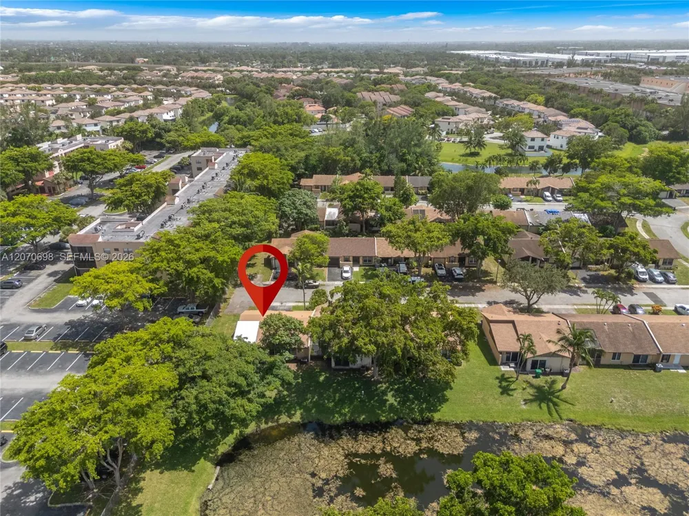 9291 E Elm Ln Miramar, FL 33025