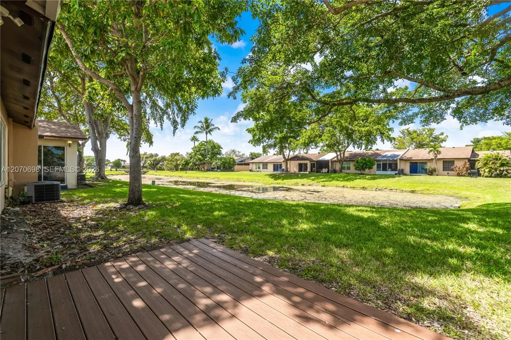 9291 E Elm Ln Miramar, FL 33025
