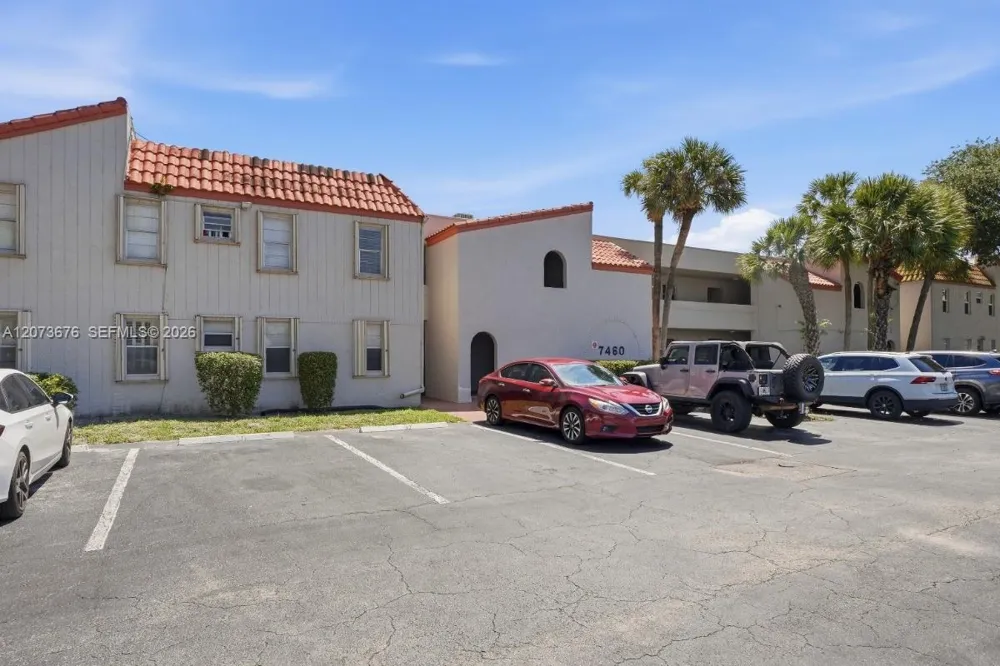 7460 Woodmont Ter #101 Tamarac, FL 33321