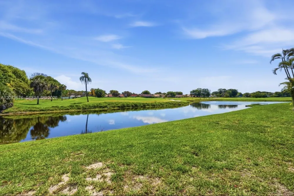 7460 Woodmont Ter #101 Tamarac, FL 33321