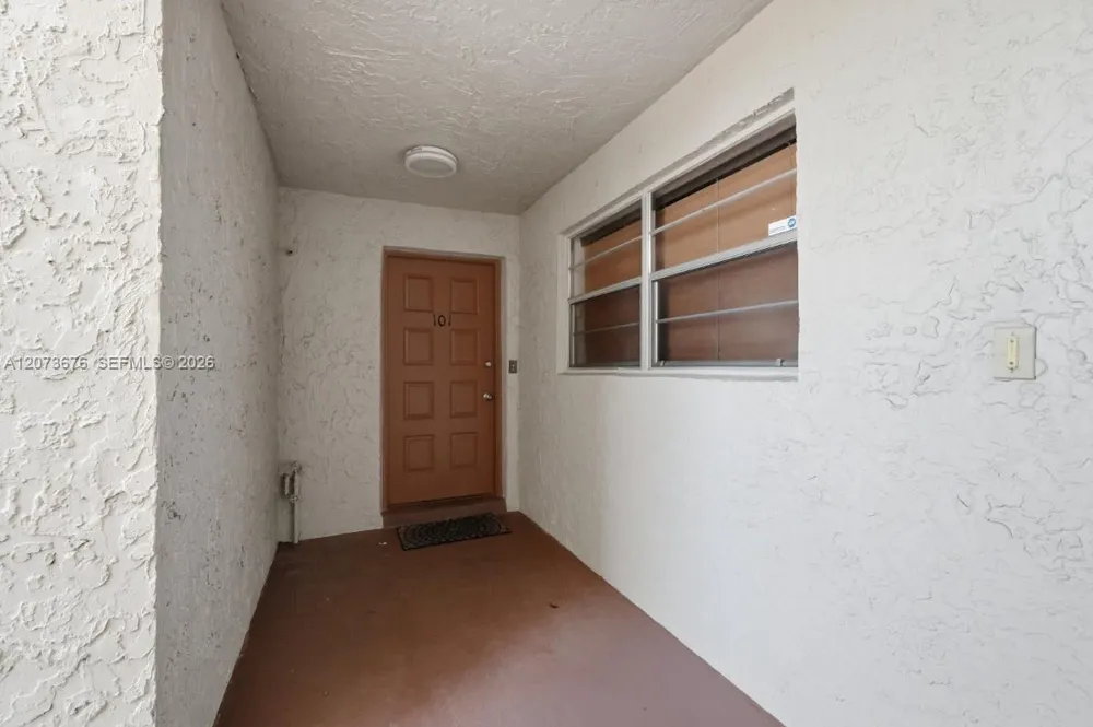 7460 Woodmont Ter #101 Tamarac, FL 33321