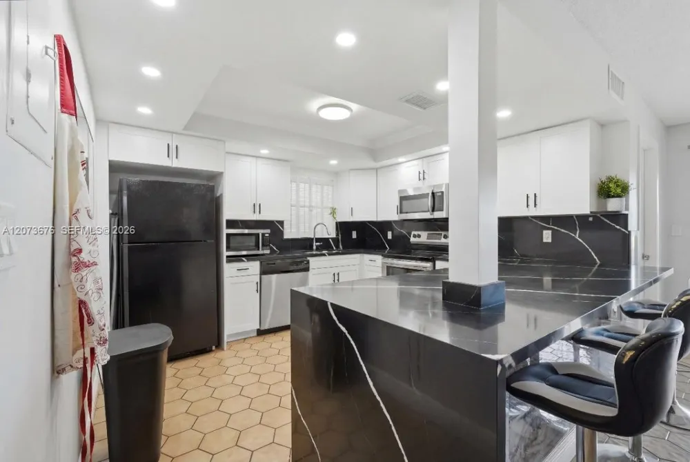7460 Woodmont Ter #101 Tamarac, FL 33321