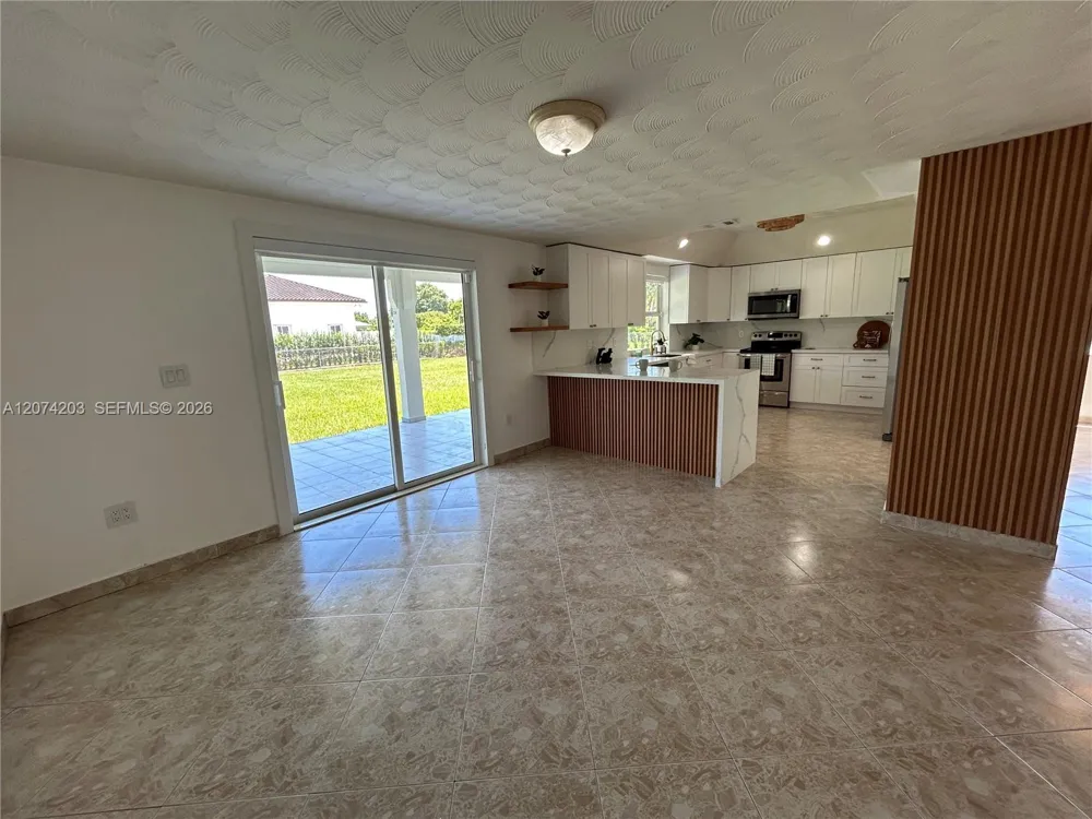 6611 SW 99th Ave Miami, FL 33173
