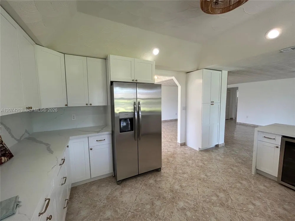6611 SW 99th Ave Miami, FL 33173