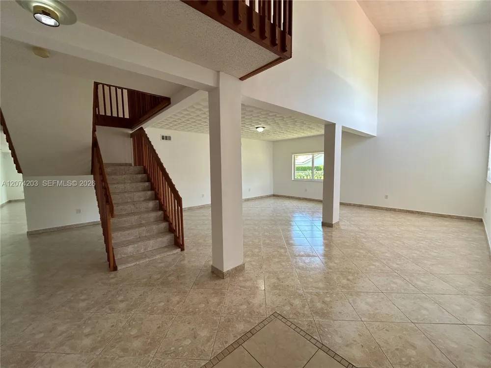 6611 SW 99th Ave Miami, FL 33173