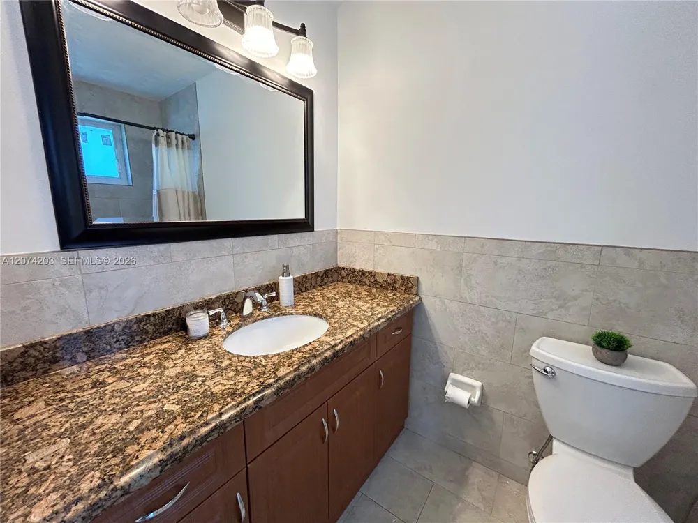 6611 SW 99th Ave Miami, FL 33173