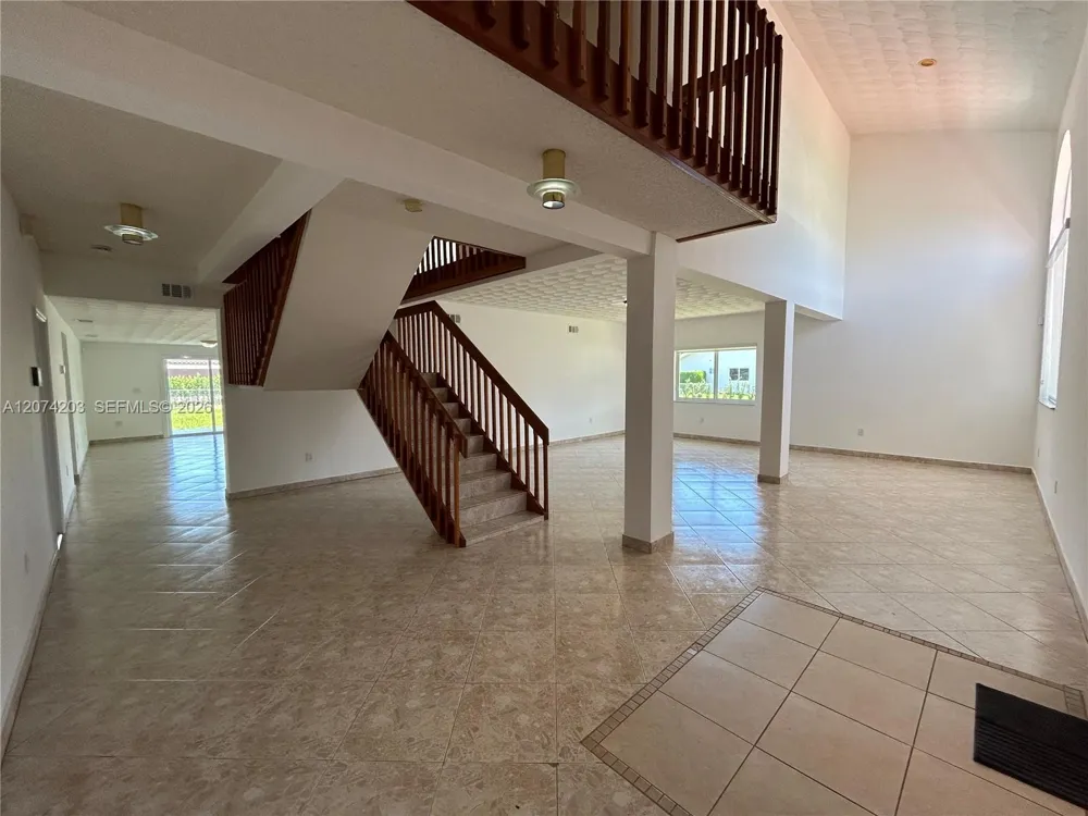 6611 SW 99th Ave Miami, FL 33173