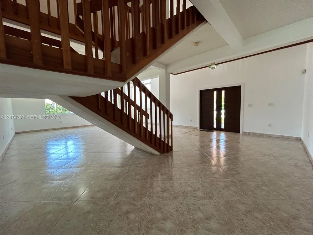 6611 SW 99th Ave Miami, FL 33173