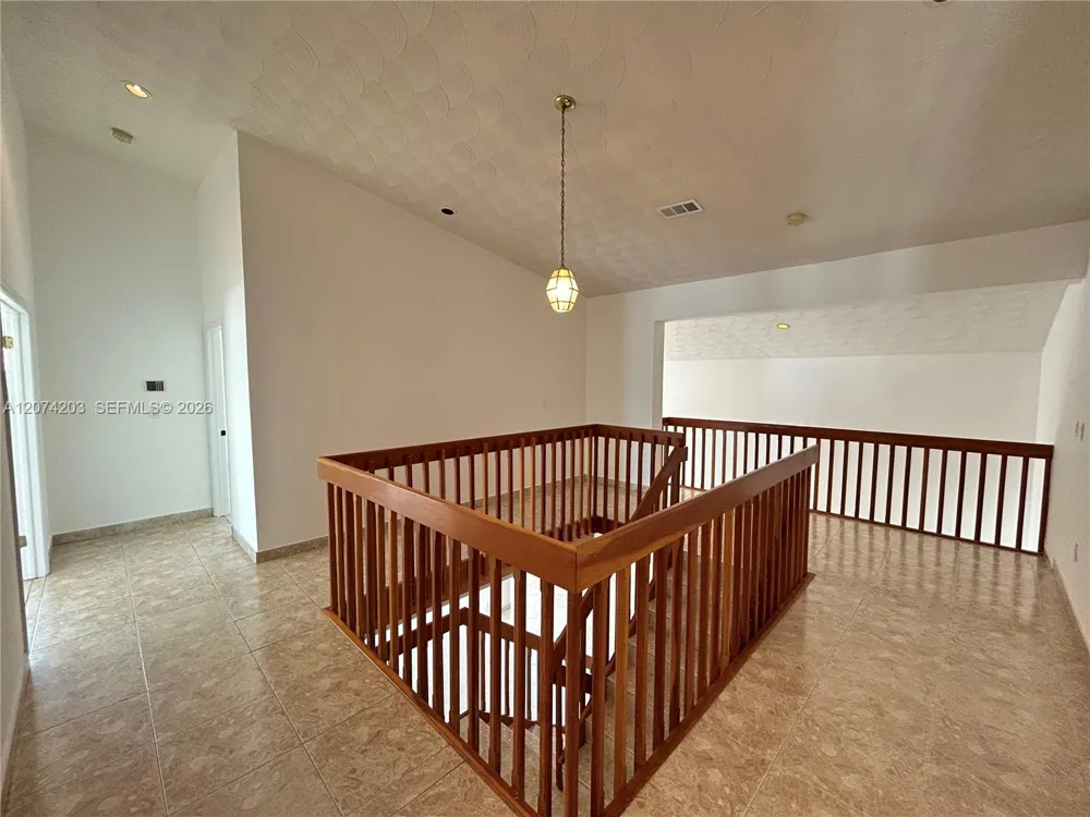 6611 SW 99th Ave Miami, FL 33173