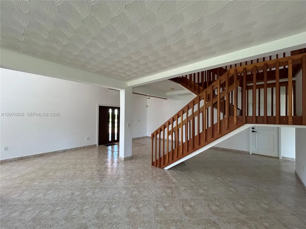 6611 SW 99th Ave Miami, FL 33173