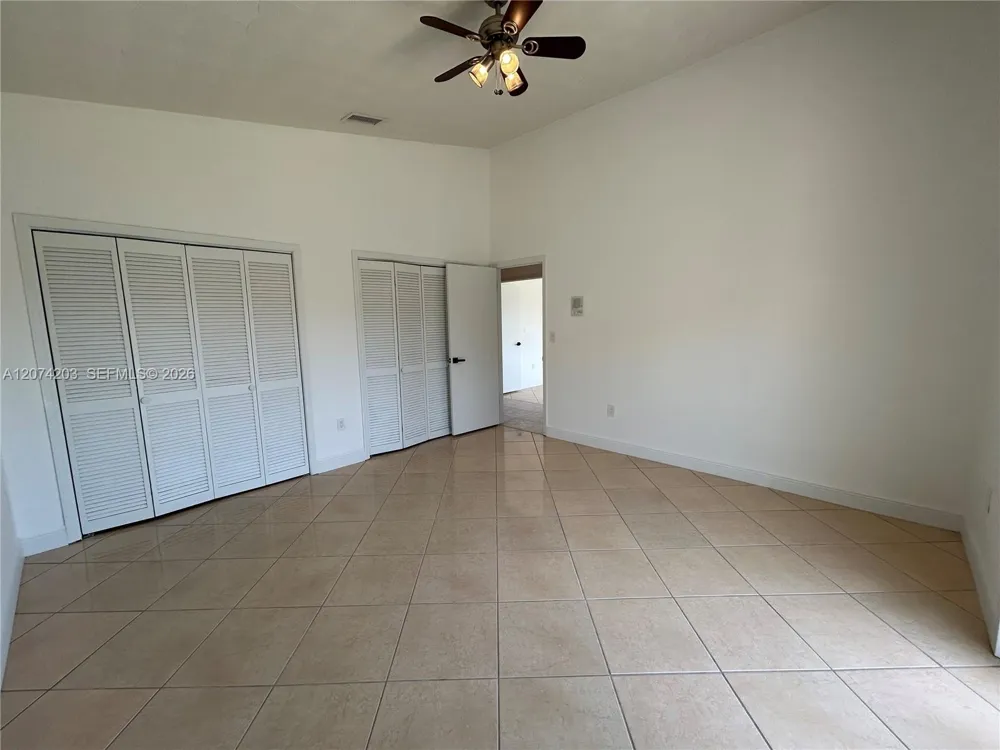 6611 SW 99th Ave Miami, FL 33173