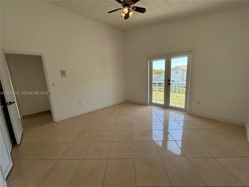 6611 SW 99th Ave Miami, FL 33173