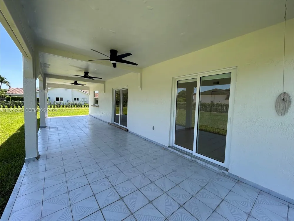 6611 SW 99th Ave Miami, FL 33173
