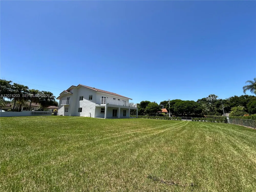 6611 SW 99th Ave Miami, FL 33173