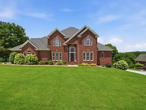 848 Fairway Dr