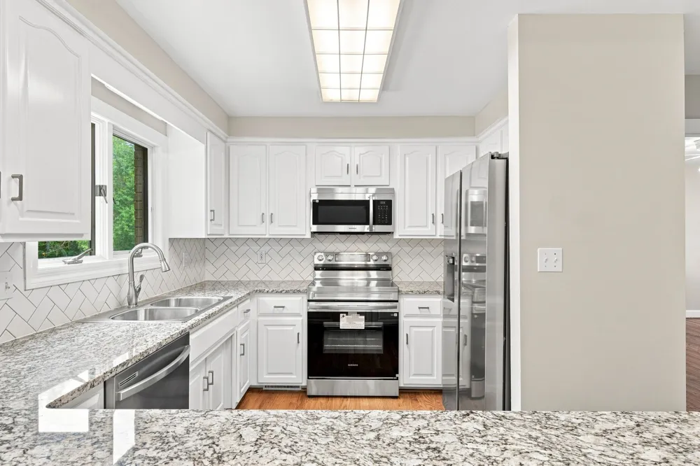 427 Country Club Ct Clarksville, TN 37043