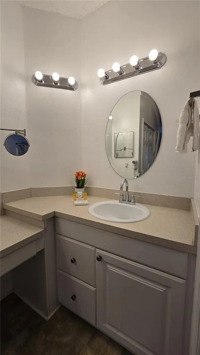 8838 CORAL PALMS COURT #B Kissimmee, FL 34747
