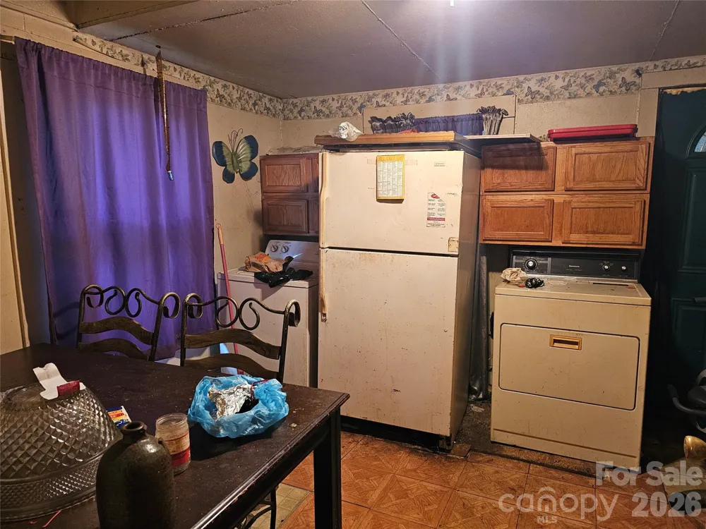 504 NW Hospital Avenue Lenoir, NC 28645