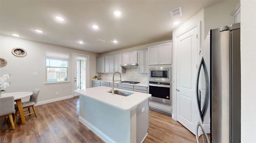 7002 Running Iron Trail Sachse, TX 75048