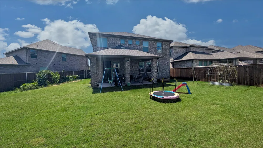 7002 Running Iron Trail Sachse, TX 75048