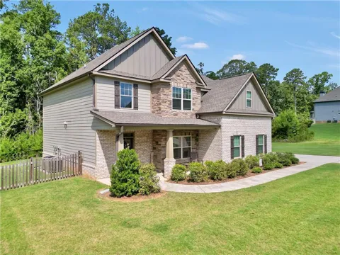 231 Homestead Circle