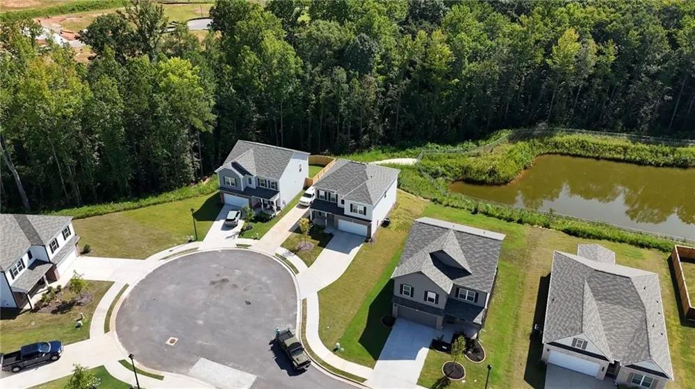 662 Blackshear Trl Temple, GA 30179