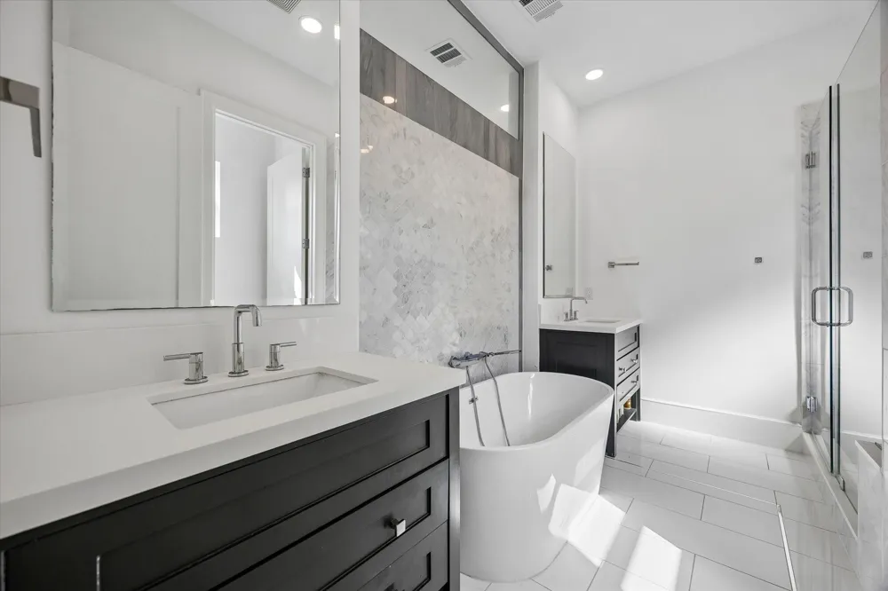 4951 Valkeith Drive Houston, TX 77096