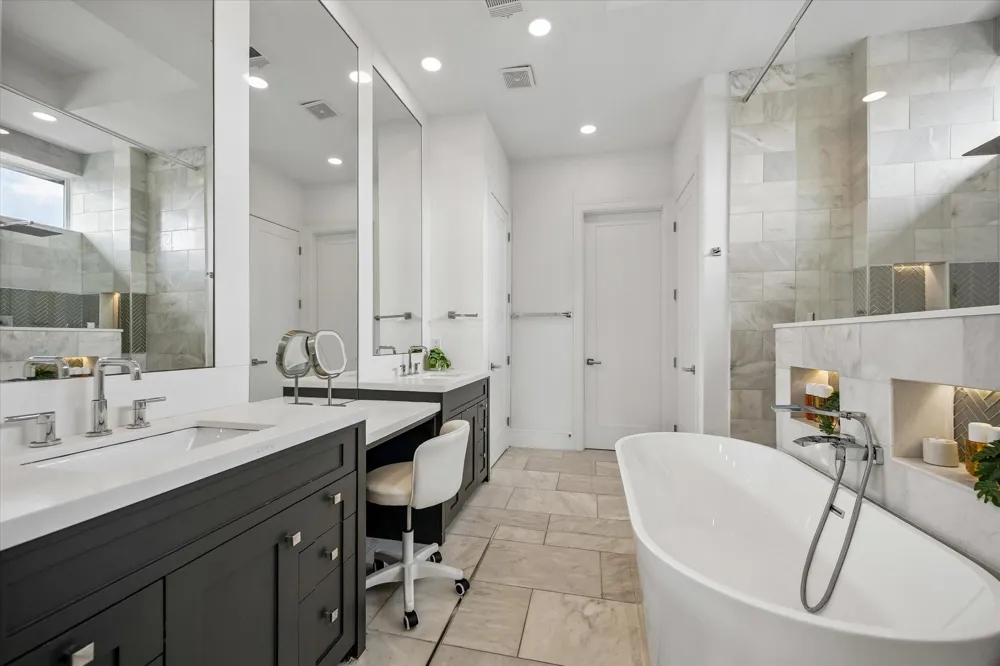 4951 Valkeith Drive Houston, TX 77096